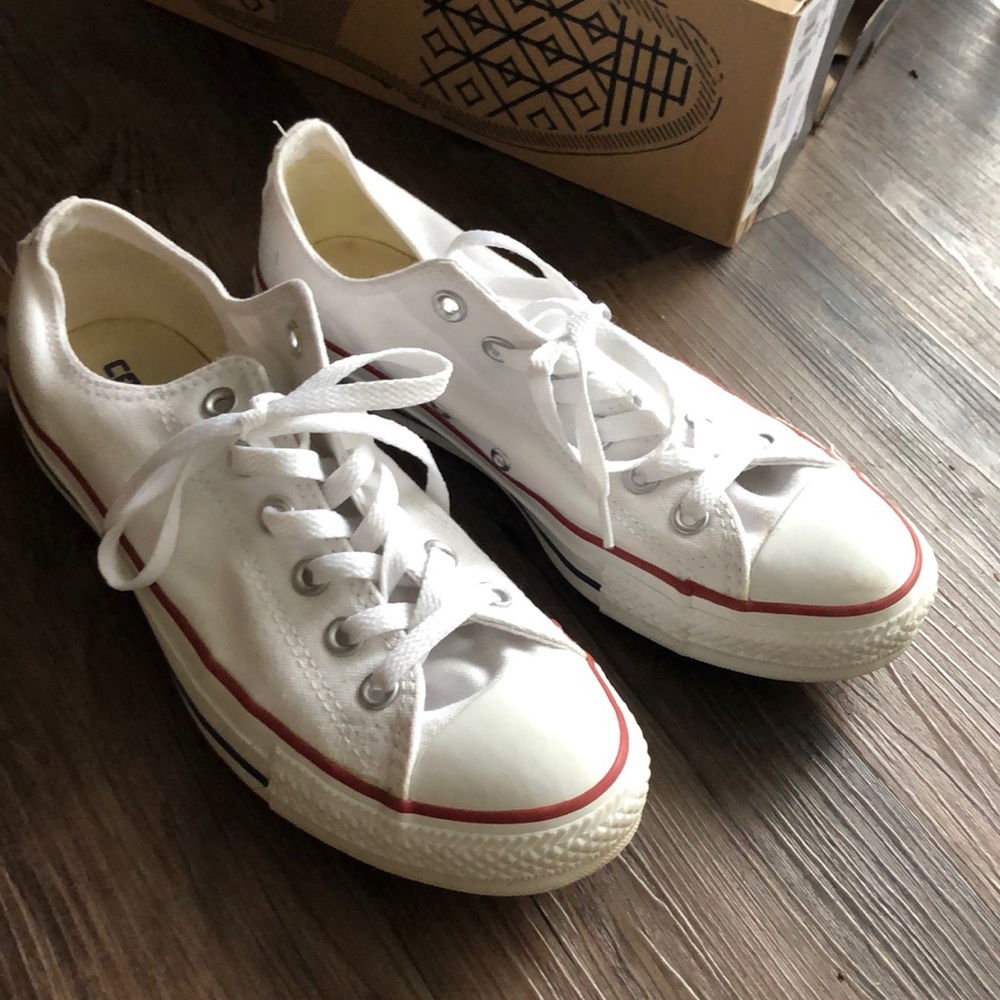 Converse - Picture 3 of 4